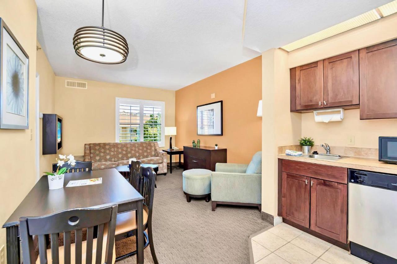 أورلاندو Cozy 1Br With Two Queen Beds - Pool And Hot Tub - Close To Disney المظهر الخارجي الصورة