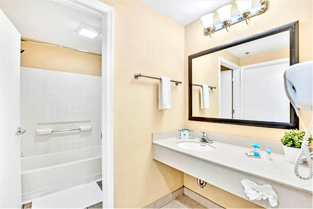 أورلاندو Cozy 1Br With Two Queen Beds - Pool And Hot Tub - Close To Disney المظهر الخارجي الصورة